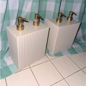 Set of 2 (each with double pump soap/lotion dispensers) lightweight